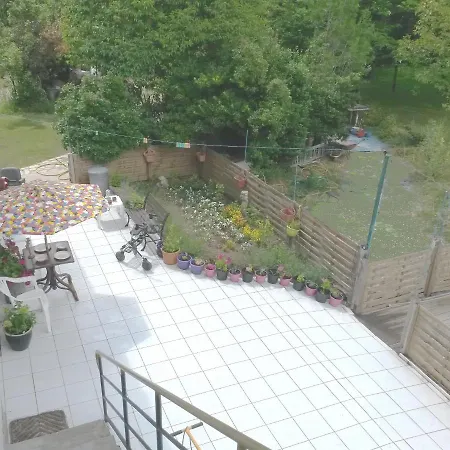 Villa Les Martinets-Chambres Climatisees-Parking Prive-Piscine-Jacuzzi-Brise Fraiche De La Montagne