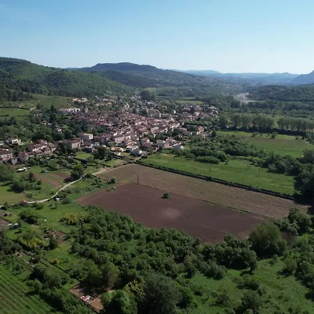 Les Martinets Grand Parking Prive Homestay szállás Le Poujol-sur-Orb