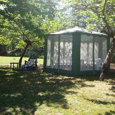 民宿 Villa Les Martinets-Parking Prive-Piscine-Jacuzzi-Chambres Climatisees *